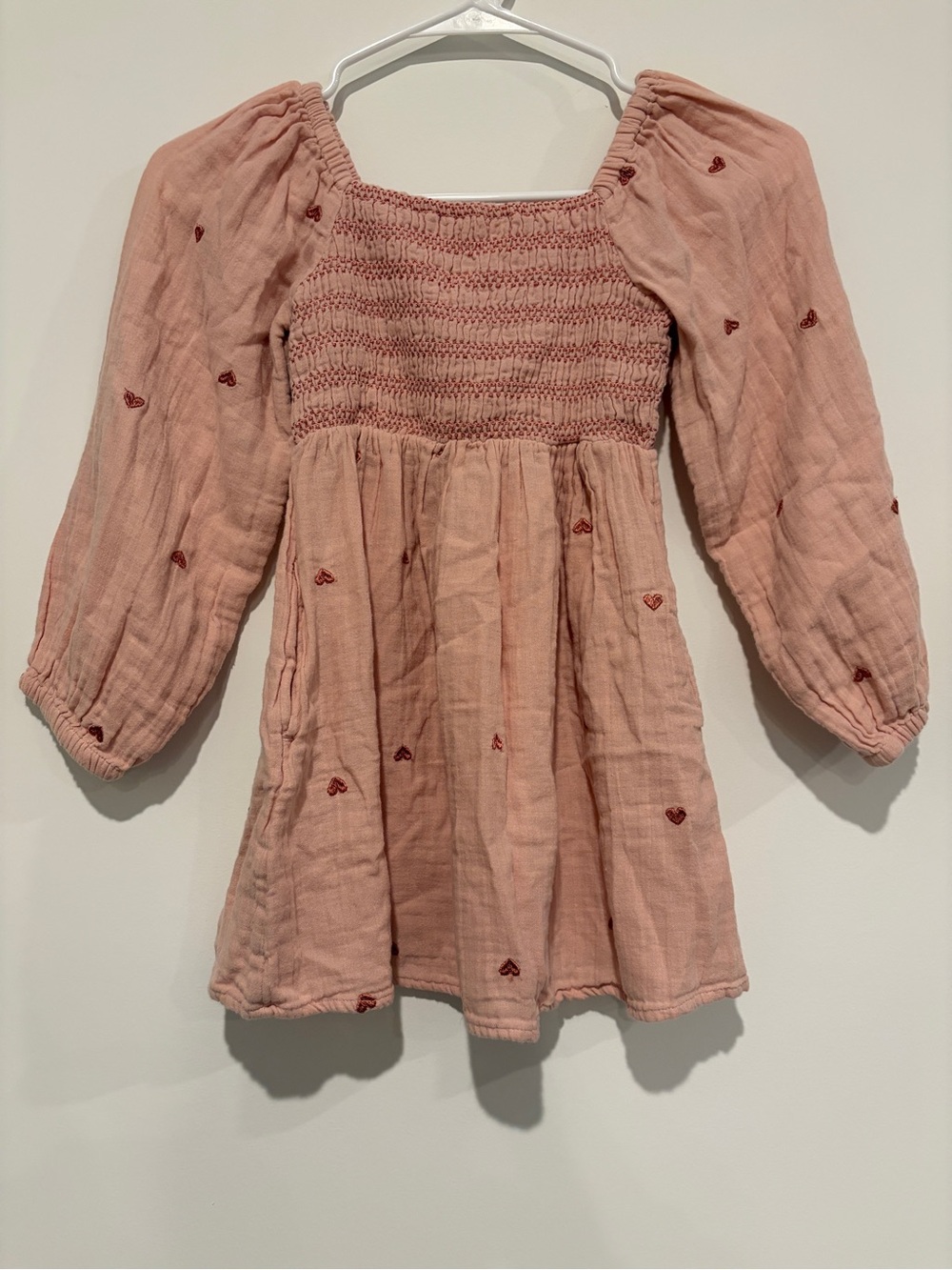 Cat & Jack Size XS (4/5) Dusty Pink Embroidered Hearts Smocked Cotton Gauze Dres